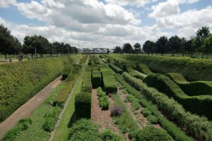 Prestigious Green Flag award presented to the Thames Barrier Park for a fifth consecutive year